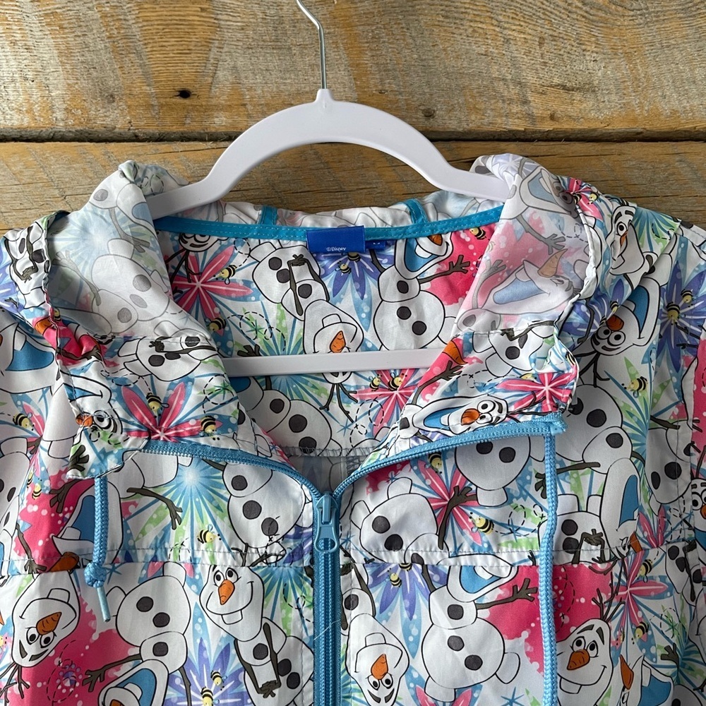 Disneys Frozen Olaf Worms Medium Lightweight Windbreaker AOP Zip Coat Jacket - Picture 2 of 16